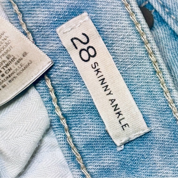 Banana Republic Skinny Ankle Ripped Jeans - Picture 9 of 9